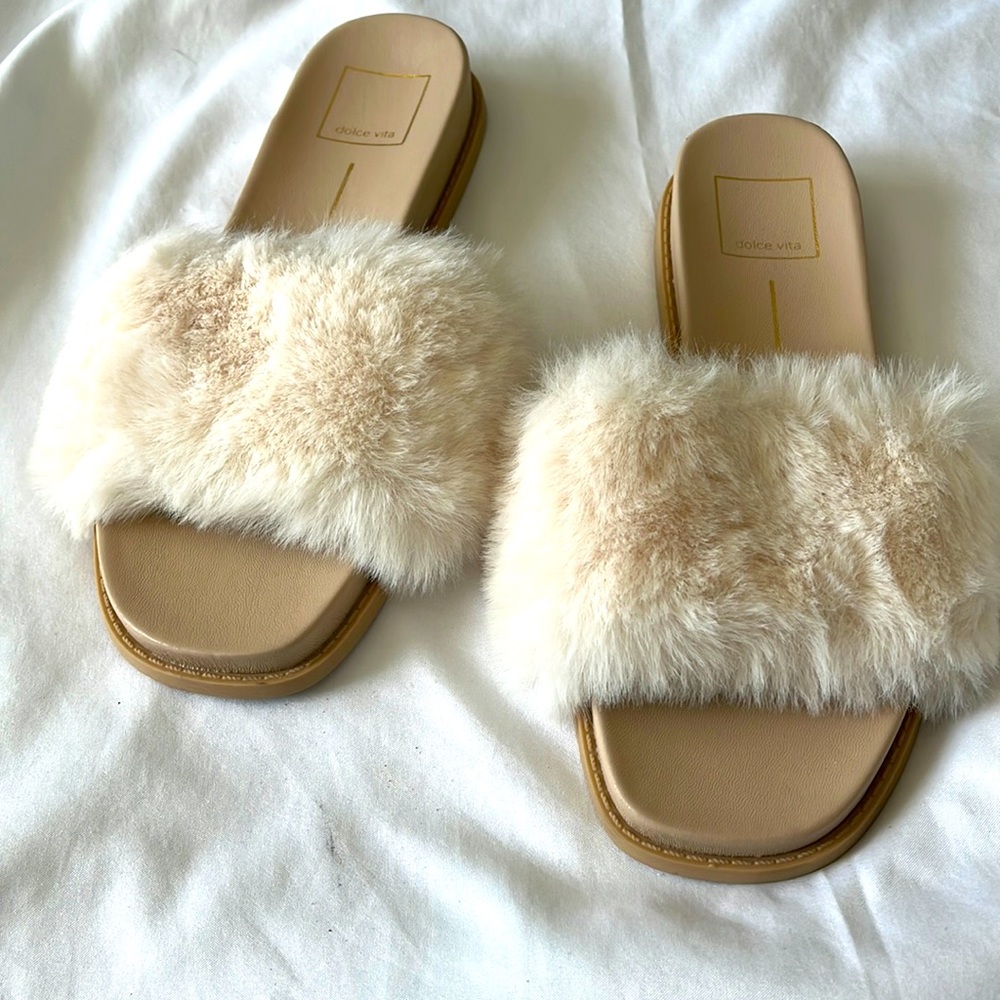 Slides / Slippers with faux fur Size 7